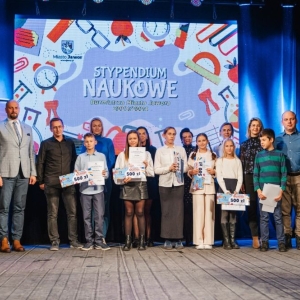stypendia-jawor-fot-UM16.jpg