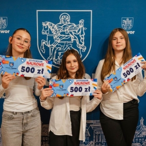 stypendia-jawor-fot-UM21.jpg