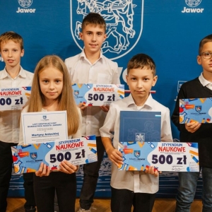 stypendia-jawor-fot-UM36.jpg