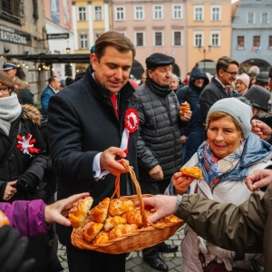 jawor-niepodleglosc-fot-um85.jpg