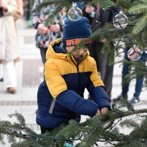 07.12.24-UBIERANIE-CHOINKI-JARMARK-ZLOTORYJA-FOT-BS_120.jpg