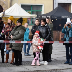 07.12.24-UBIERANIE-CHOINKI-JARMARK-ZLOTORYJA-FOT-BS_94.jpg