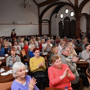 ziemia-jest-jedna-fot-ewajak110.JPG