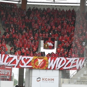 kibice-zl-widzew-fot-ewajak034.JPG