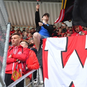 kibice-zl-widzew-fot-ewajak186.JPG