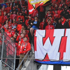 kibice-zl-widzew-fot-ewajak193.JPG