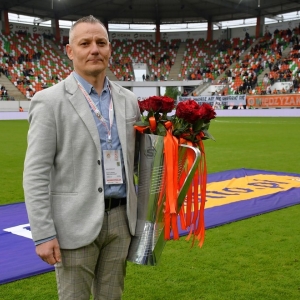 zlotka-reczna-stadion-fot-ewajak02.JPG