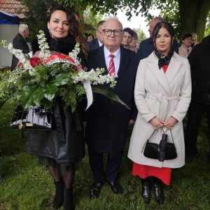 tablica-poswiecona-Pionierom-Osadnictwa-fot-jagoda-balicka05.jpg