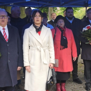 tablica-poswiecona-Pionierom-Osadnictwa-fot-jagoda-balicka15.jpg