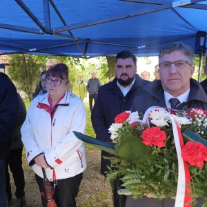 tablica-poswiecona-Pionierom-Osadnictwa-fot-jagoda-balicka21.jpg