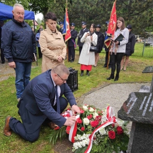 tablica-poswiecona-Pionierom-Osadnictwa-fot-jagoda-balicka46.jpg