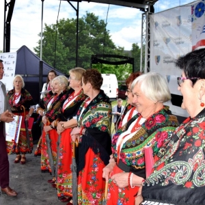 festiwal-zespolow-folkorystycznych14.jpg