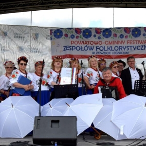festiwal-zespolow-folkorystycznych19.jpg