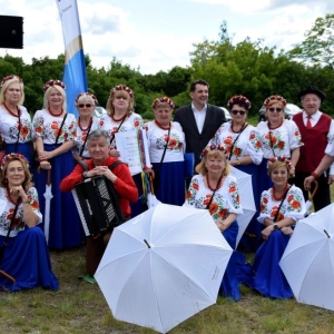 festiwal-zespolow-folkorystycznych20.jpg