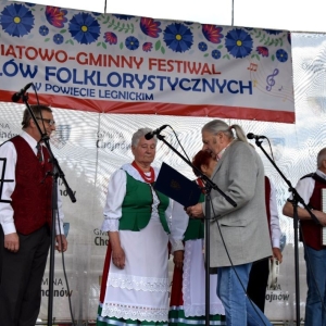 festiwal-zespolow-folkorystycznych24.jpg