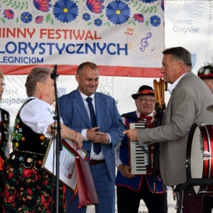 festiwal-zespolow-folkorystycznych29.jpg