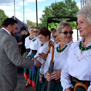 festiwal-zespolow-folkorystycznych43.jpg