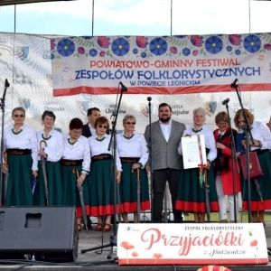 festiwal-zespolow-folkorystycznych44.jpg