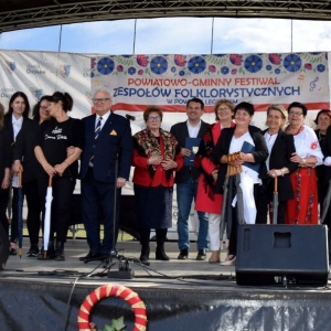 festiwal-zespolow-folkorystycznych50.jpg