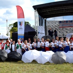 festiwal-zespolow-folkorystycznych51.jpg