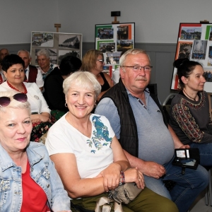 folk-kgw-fot-zjak018.JPG