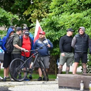 marsz-pamieci-legnica-fotBS_43.jpg