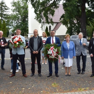 hold-Ofiarom-ludobojstwa15.jpg