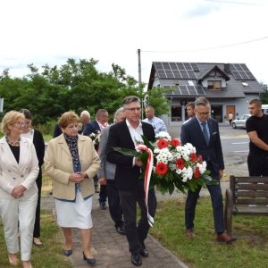 hold-Ofiarom-ludobojstwa28.jpg
