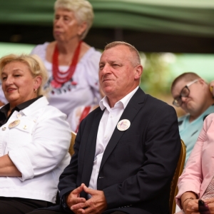 30-biesiada-kresowa-pielgrzymka-korowod-rozpoczecie-fot-BS_124.jpg