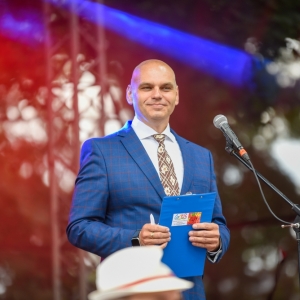 30-biesiada-kresowa-pielgrzymka-korowod-rozpoczecie-fot-BS_134.jpg