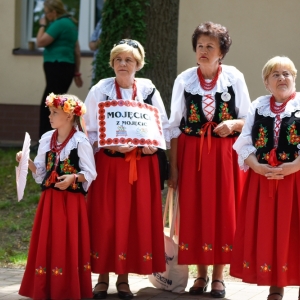30-biesiada-kresowa-pielgrzymka-korowod-rozpoczecie-fot-BS_154.jpg