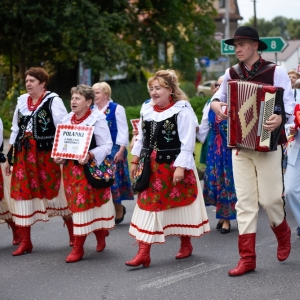 30-biesiada-kresowa-pielgrzymka-korowod-rozpoczecie-fot-BS_23.jpg
