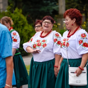 30-biesiada-kresowa-pielgrzymka-korowod-rozpoczecie-fot-BS_33.jpg
