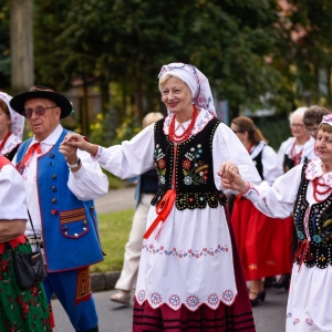 30-biesiada-kresowa-pielgrzymka-korowod-rozpoczecie-fot-BS_35.jpg