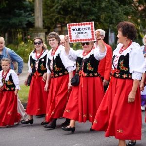 30-biesiada-kresowa-pielgrzymka-korowod-rozpoczecie-fot-BS_38.jpg