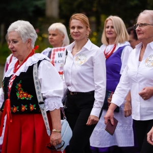 30-biesiada-kresowa-pielgrzymka-korowod-rozpoczecie-fot-BS_40.jpg
