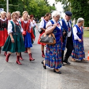 30-biesiada-kresowa-pielgrzymka-korowod-rozpoczecie-fot-BS_62.jpg