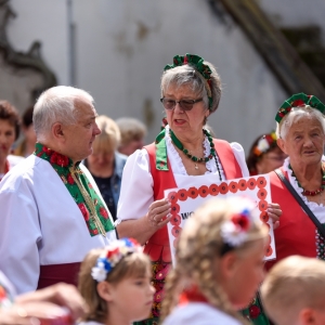 30-biesiada-kresowa-pielgrzymka-korowod-rozpoczecie-fot-BS_7.jpg