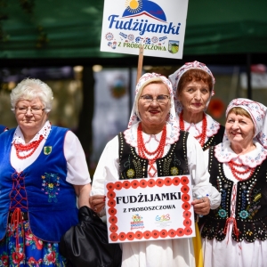 30-biesiada-kresowa-pielgrzymka-korowod-rozpoczecie-fot-BS_97.jpg