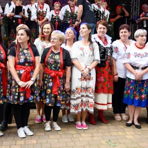 30-biesiada-kresowa-pielgrzymka-stoiska-komisja-nagrody-fot-BS_163.jpg