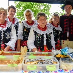 30-biesiada-kresowa-pielgrzymka-stoiska-komisja-nagrody-fot-BS_25.jpg
