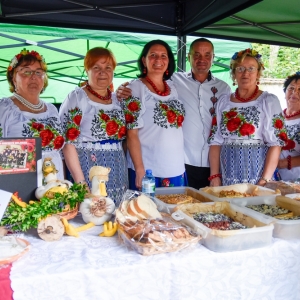 30-biesiada-kresowa-pielgrzymka-stoiska-komisja-nagrody-fot-BS_30.jpg