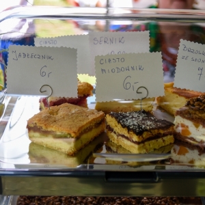 30-biesiada-kresowa-pielgrzymka-stoiska-komisja-nagrody-fot-BS_36.jpg