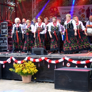 30-biesiada-kresowa-pielgrzymka-wystepu-fot-BS_128.jpg