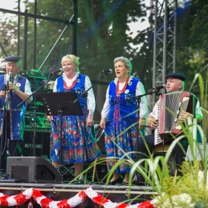 30-biesiada-kresowa-pielgrzymka-wystepu-fot-BS_98.jpg