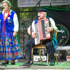 30-biesiada-kresowa-pielgrzymka-wystepu-fot-BS_99.jpg