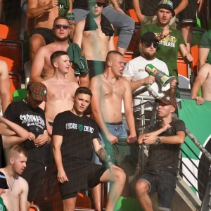 kibice-zl-lechia-fot-ewajak121.JPG