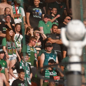 kibice-zl-lechia-fot-ewajak123.JPG