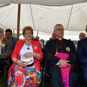 dozynki-legpol-fot-ewajak150.JPG