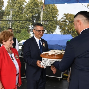 dozynki-legpol-fot-ewajak188.JPG
